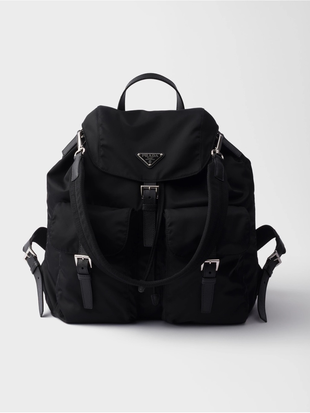 Prada Black Nylon Backpack - Sleek Everyday Carry perfect for everyday 💕💕$2555